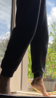 Mira Patel feet photo 18