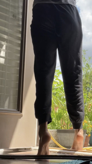 Mira Patel feet photo 17