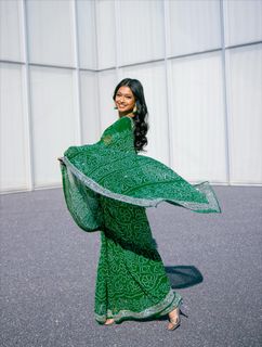 Mira Patel feet photo 2