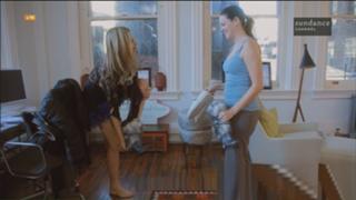 Mira Sorvino feet photo thumbnail