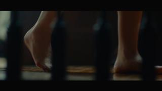 Miranda Cosgrove feet photo thumbnail