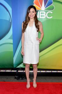 Miranda Cosgrove feet photo thumbnail