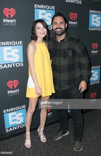 Miranda Cosgrove feet photo thumbnail