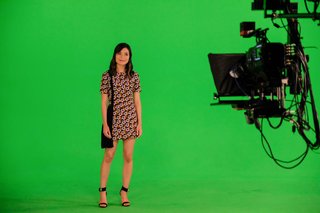 Miranda Cosgrove feet photo thumbnail