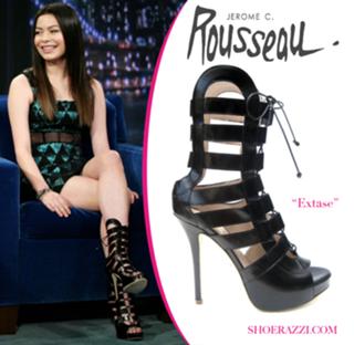 Miranda Cosgrove feet photo thumbnail