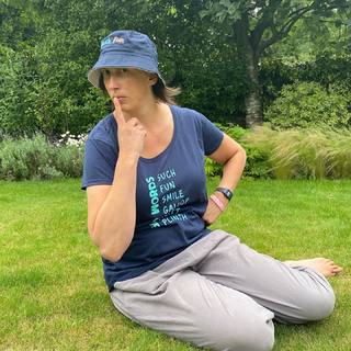 Miranda Hart feet photo 4