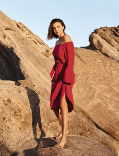 Miranda Kerr feet photo thumbnail