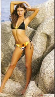 Miranda Kerr feet photo thumbnail