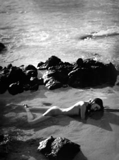 Miranda Kerr feet photo thumbnail