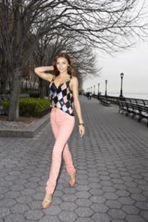 Miranda Kerr feet photo thumbnail