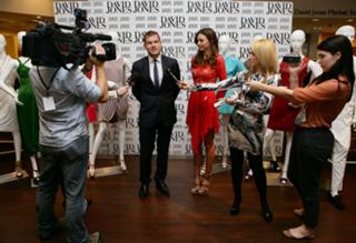 Miranda Kerr feet photo thumbnail