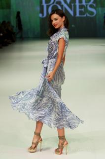 Miranda Kerr feet photo thumbnail