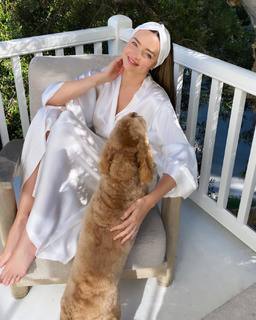 Miranda Kerr feet photo thumbnail