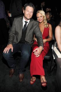 Miranda Lambert feet photo thumbnail