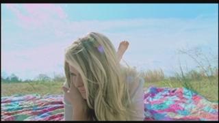 Miranda Lambert feet photo thumbnail