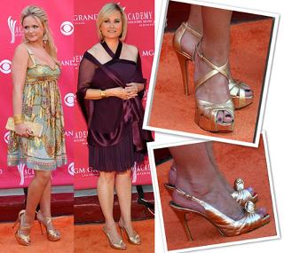 Miranda Lambert feet photo thumbnail