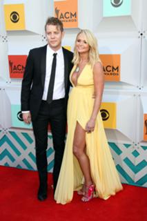 Miranda Lambert feet photo thumbnail