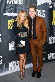 Miranda Lambert feet photo thumbnail