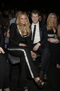 Miranda Lambert feet photo thumbnail