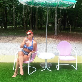 Miranda Lambert feet photo thumbnail