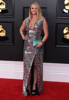Miranda Lambert feet photo thumbnail