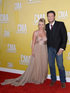 Miranda Lambert feet photo thumbnail