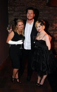 Miranda Lambert feet photo thumbnail