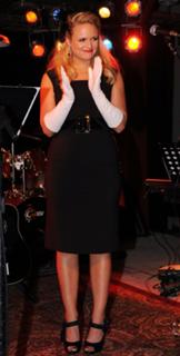 Miranda Lambert feet photo thumbnail