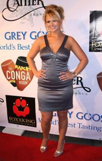 Miranda Lambert feet photo thumbnail