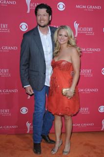 Miranda Lambert feet photo thumbnail