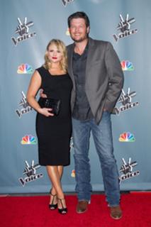 Miranda Lambert feet photo thumbnail