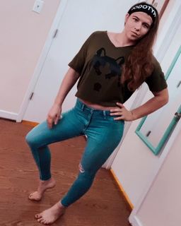 Miranda Maverick feet photo 12