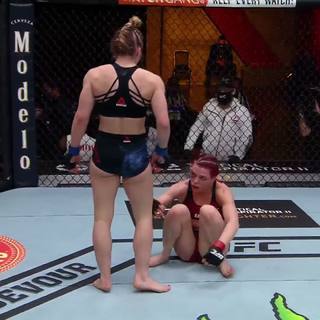 Miranda Maverick feet photo 17