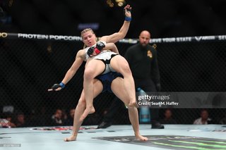 Miranda Maverick feet photo 5