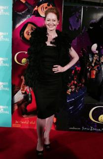Miranda Otto feet photo thumbnail