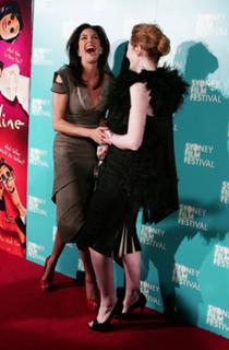 Miranda Otto feet photo thumbnail
