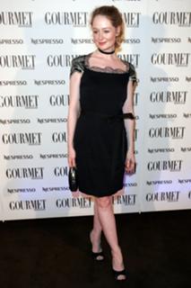 Miranda Otto feet photo thumbnail