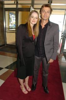 Miranda Otto feet photo thumbnail