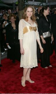 Miranda Otto feet photo thumbnail