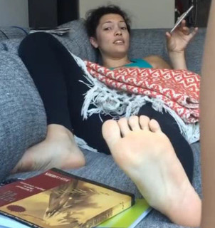 Miranda Rae Mayo feet photo 2