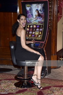 Miranda Rae Mayo feet photo 18