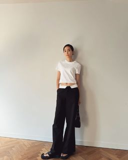 Mirei Kiritani feet photo 9