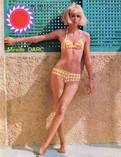 Mireille Darc feet photo 3