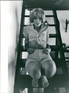 Mireille Darc feet photo 18