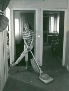 Mireille Darc feet photo 10
