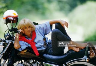 Mireille Darc feet photo 15