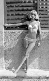 Mireille Darc feet photo 8
