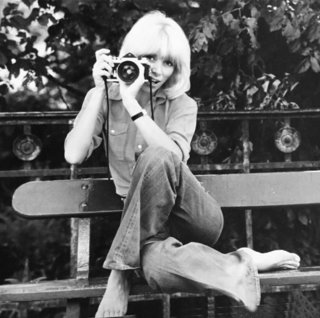 Mireille Darc feet photo 6