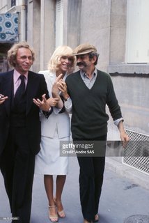 Mireille Darc feet photo 14