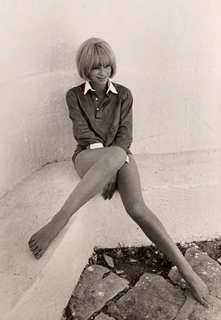 Mireille Darc feet photo 12